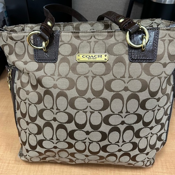 Coach Handbag - Picture 3 of 3